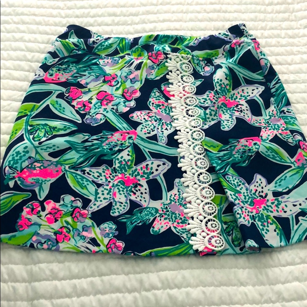 Lilly pulitzer Daphne Luxletic skirt size 2